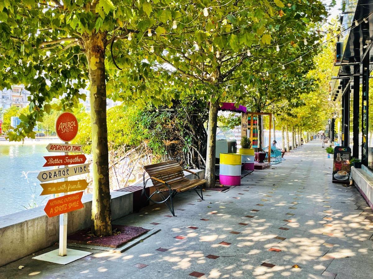 Madra Rentals Bucharest One Esterno foto